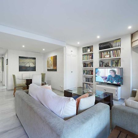 1104 First Line Beach Apartment Golden Beach Pool 马尔韦利亚 外观 照片
