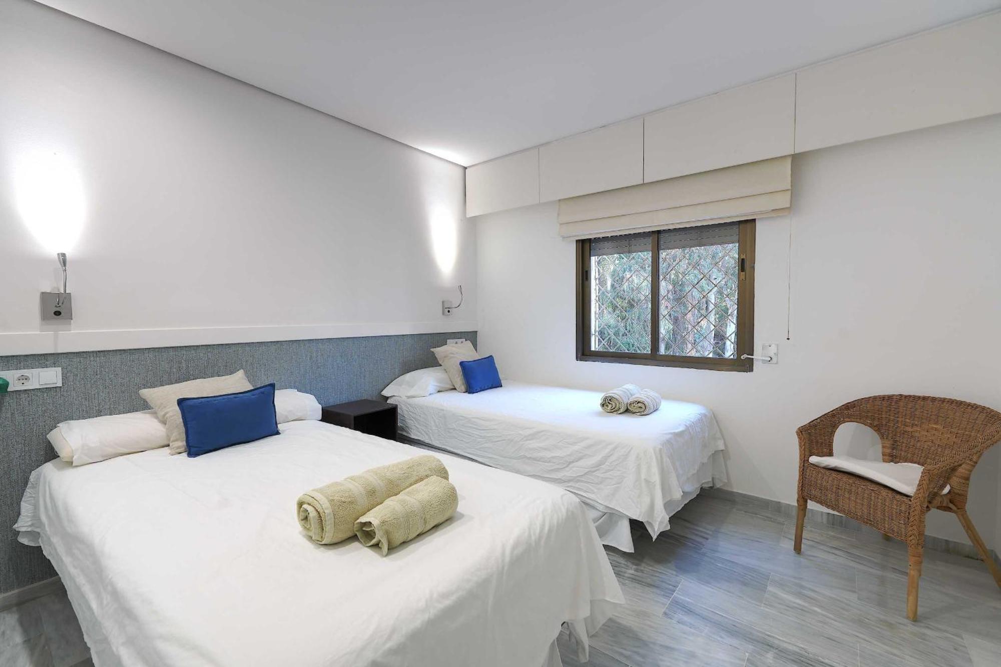 1104 First Line Beach Apartment Golden Beach Pool 马尔韦利亚 外观 照片