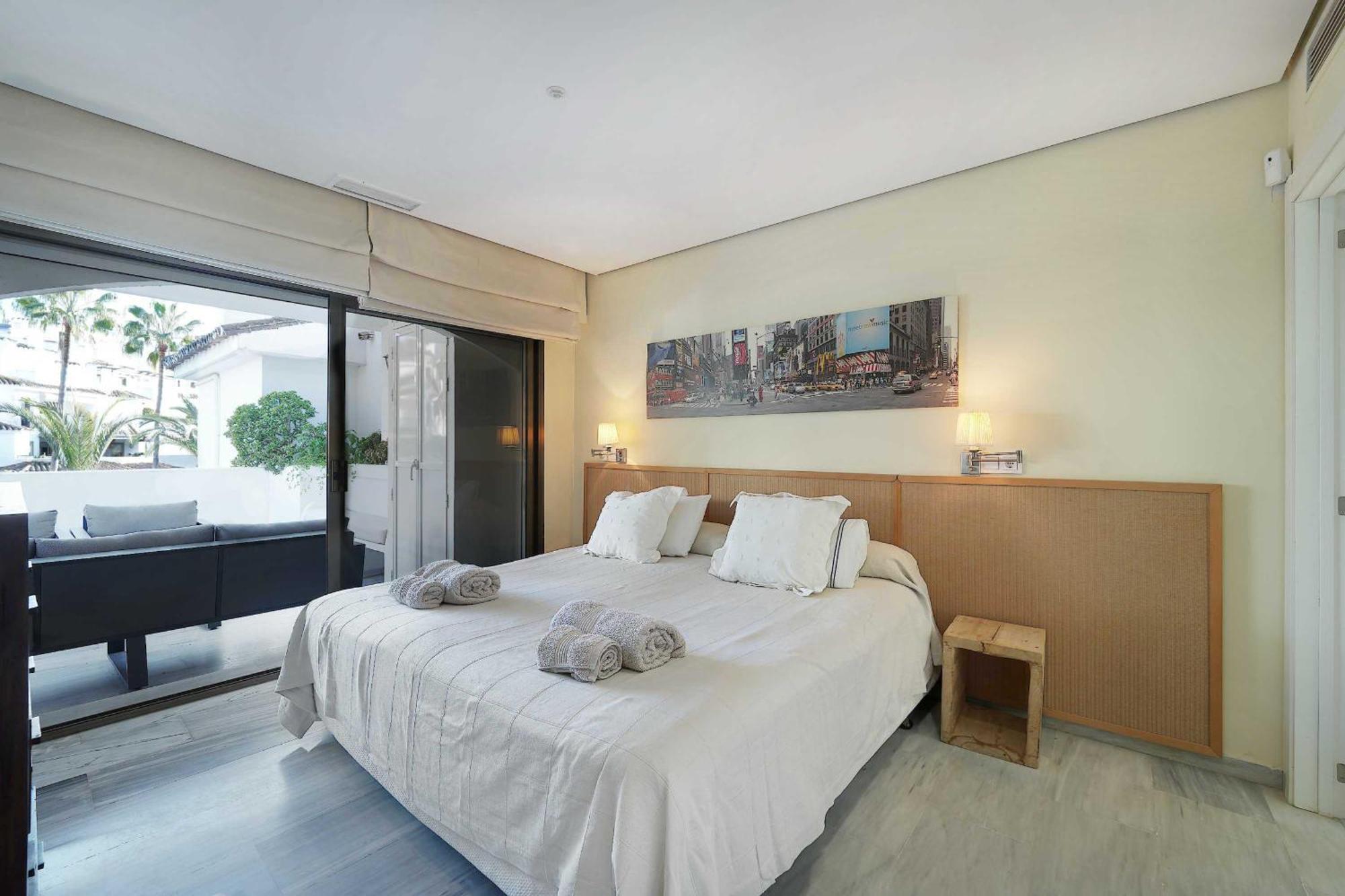 1104 First Line Beach Apartment Golden Beach Pool 马尔韦利亚 外观 照片