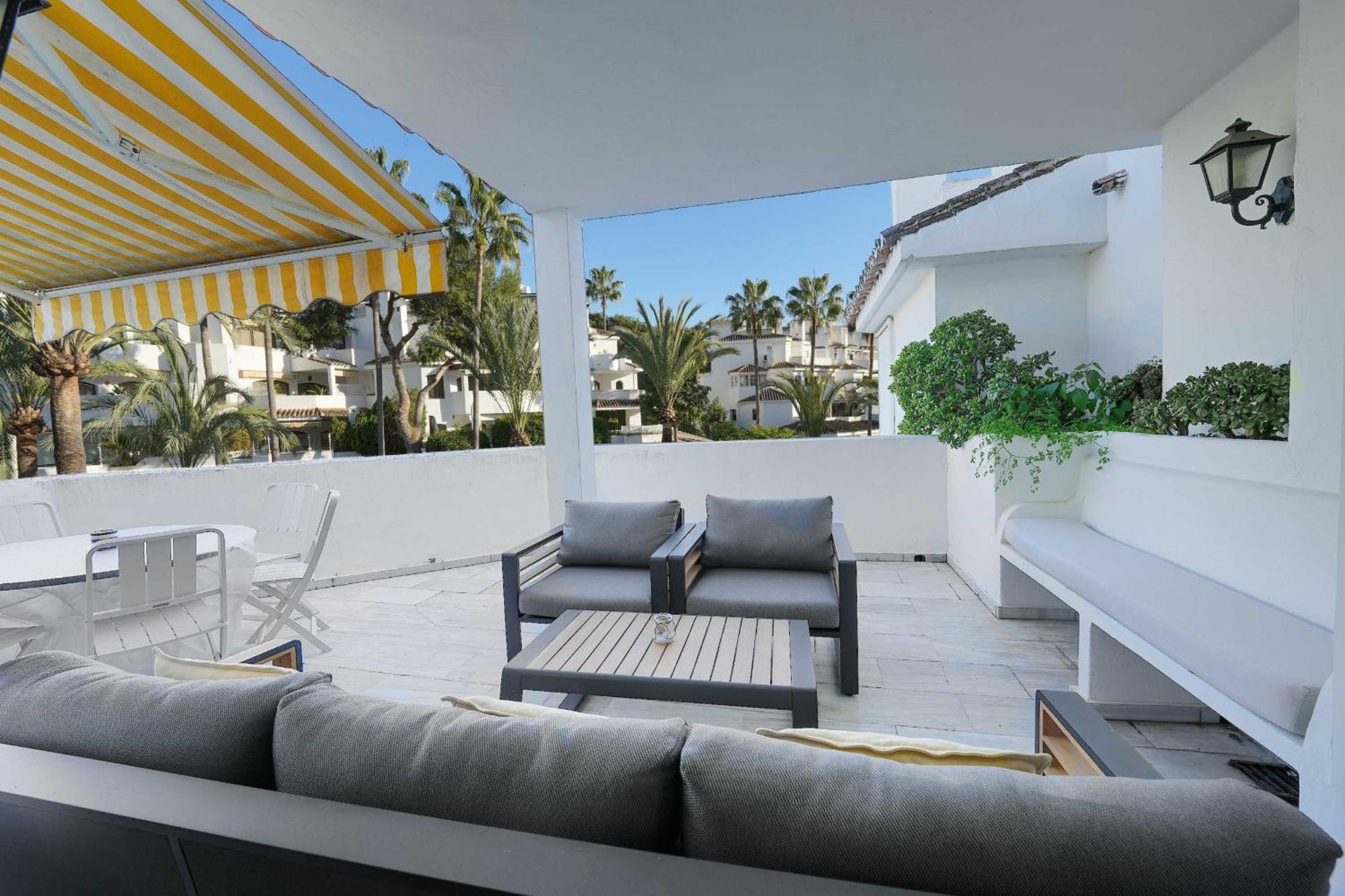 1104 First Line Beach Apartment Golden Beach Pool 马尔韦利亚 外观 照片