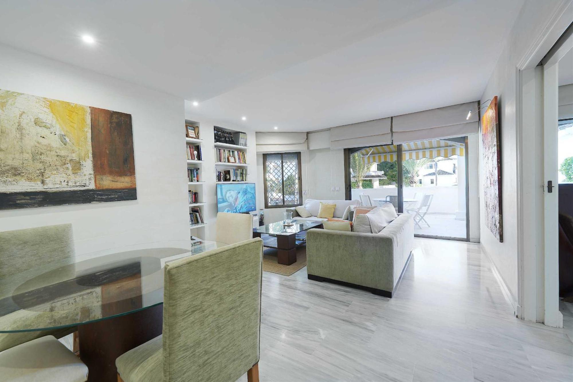 1104 First Line Beach Apartment Golden Beach Pool 马尔韦利亚 外观 照片