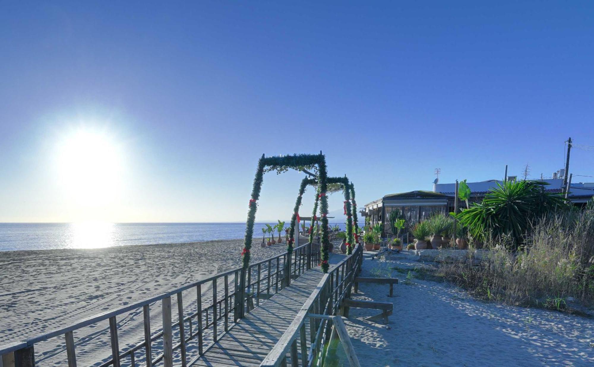1104 First Line Beach Apartment Golden Beach Pool 马尔韦利亚 外观 照片