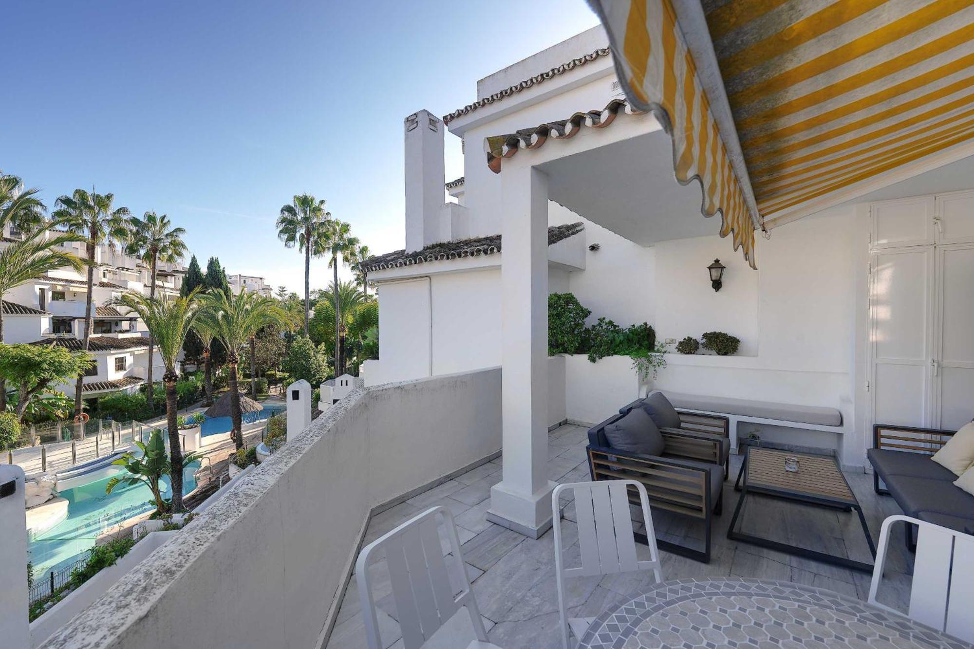 1104 First Line Beach Apartment Golden Beach Pool 马尔韦利亚 外观 照片