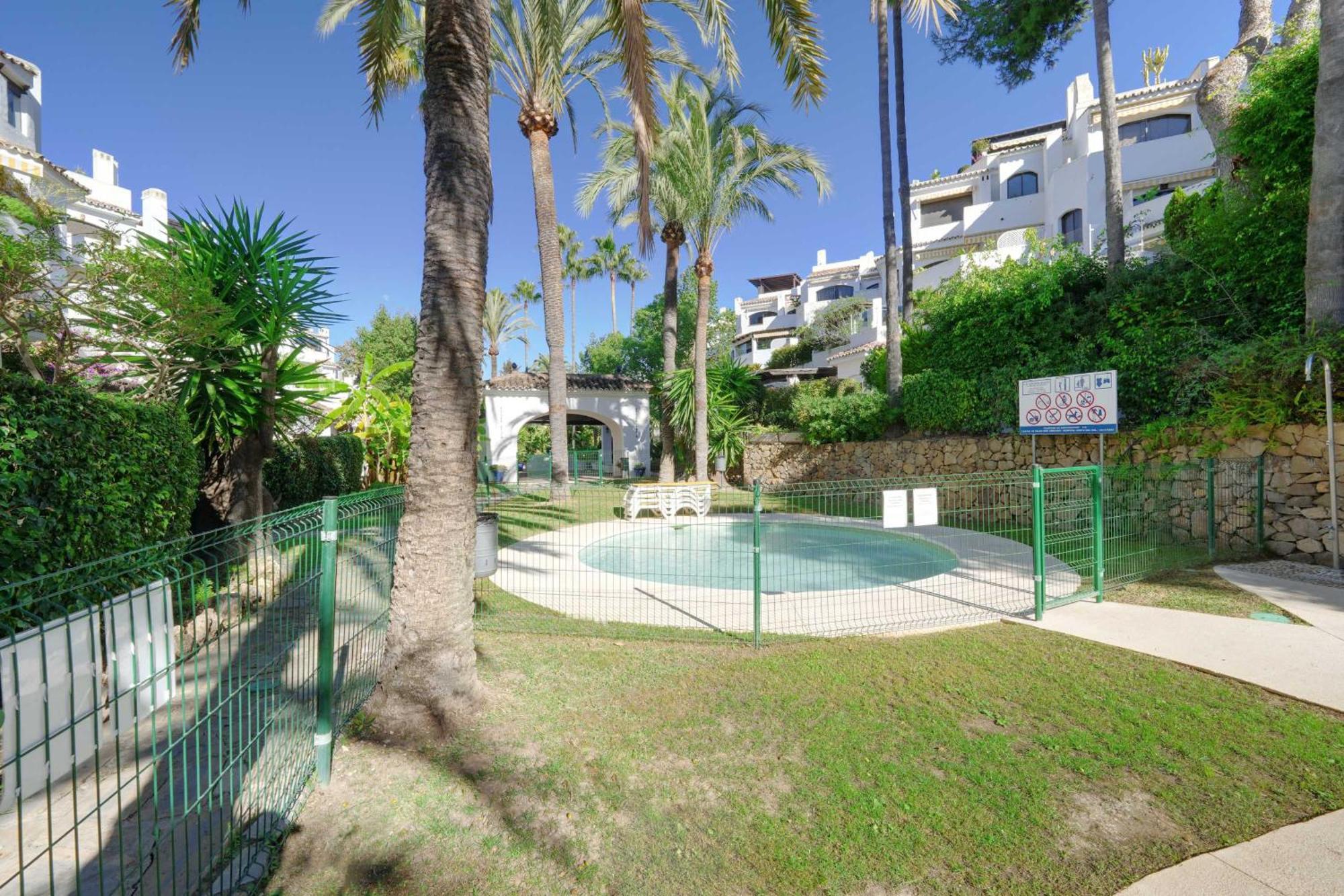 1104 First Line Beach Apartment Golden Beach Pool 马尔韦利亚 外观 照片